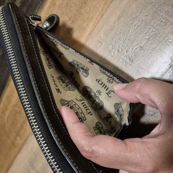 Juicy Couture Y2K Black and White Wallet - Picture 8 of 16